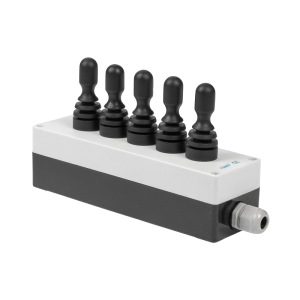 Obudowa z pięcioma joystickami elektrycznymi trzypozycyjnymi z pozycjonowaniem sprężynowym